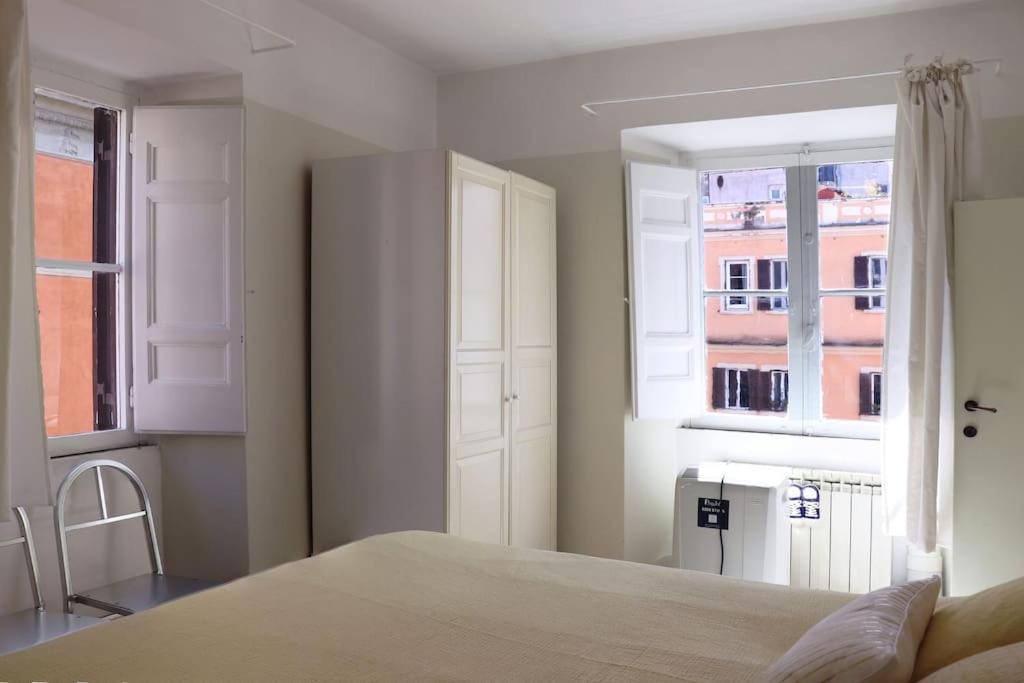 Best Authentic Apartment Monti 5 Mins From Colosseum Exterior photo